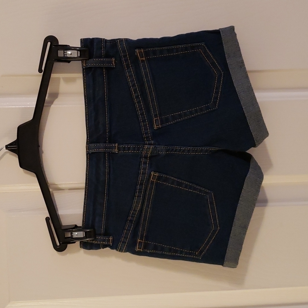 𝅺crazy 8 Denim Shorts NWT Size 6 - Picture 3 of 7